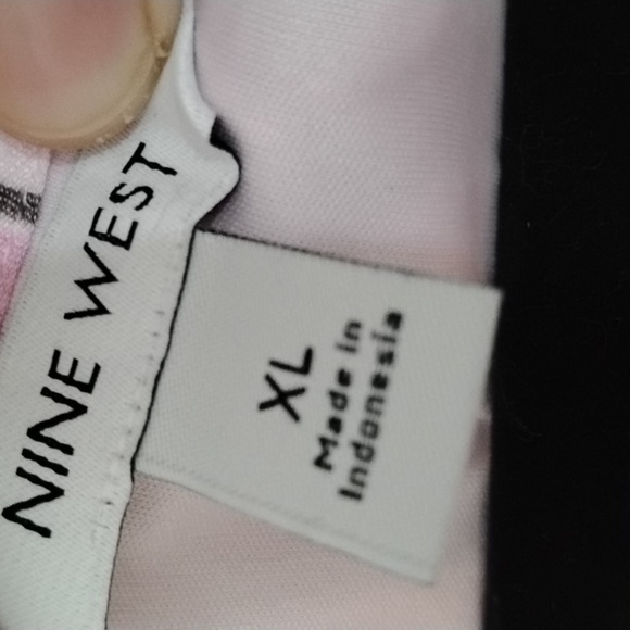 Dress - Picture 5 of 6